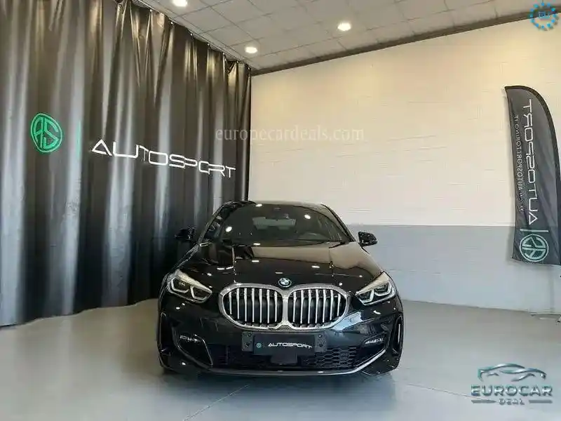BMW 118