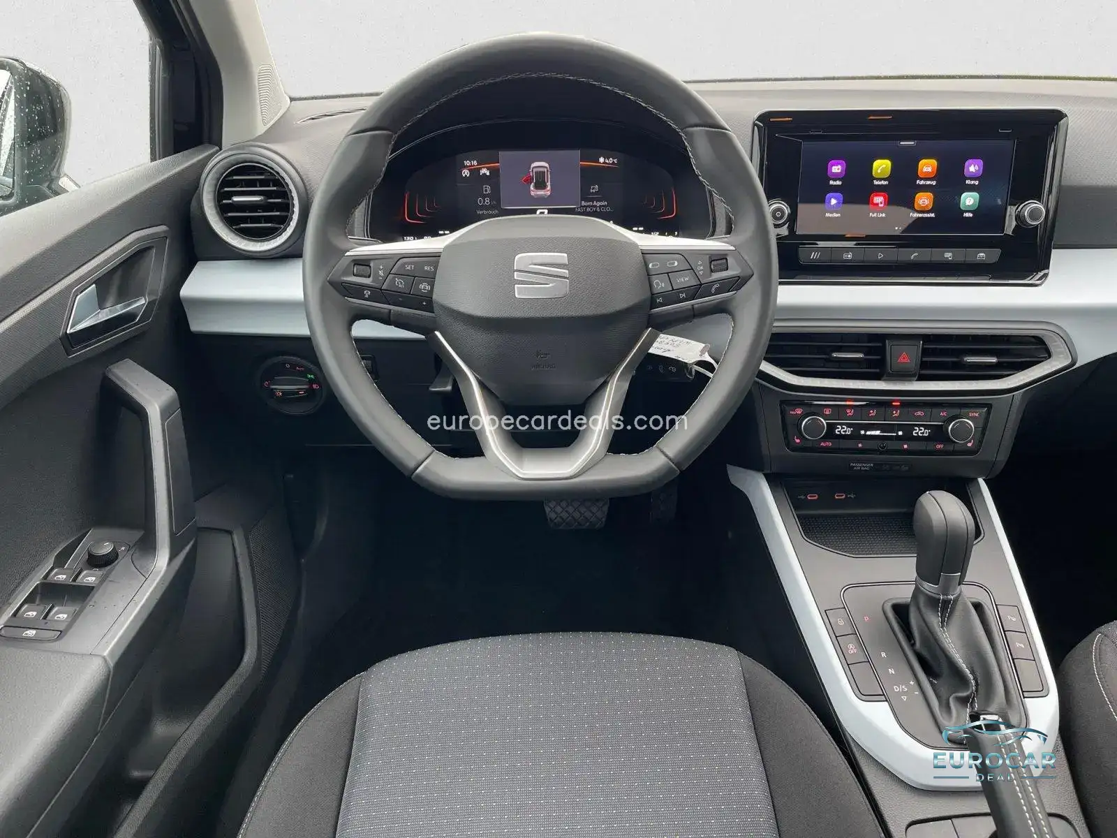 Seat Arona