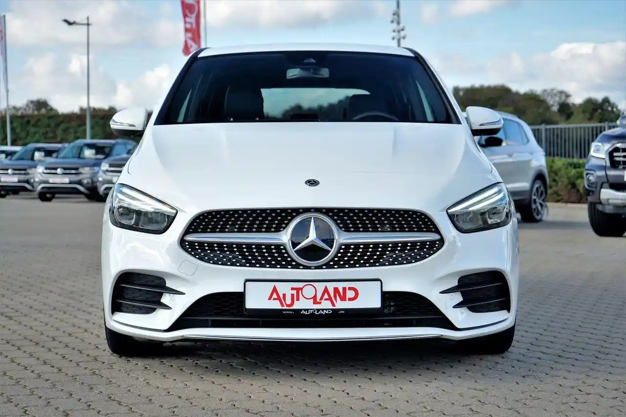 Mercedes-Benz B 200