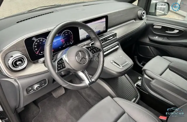Mercedes-Benz V 250