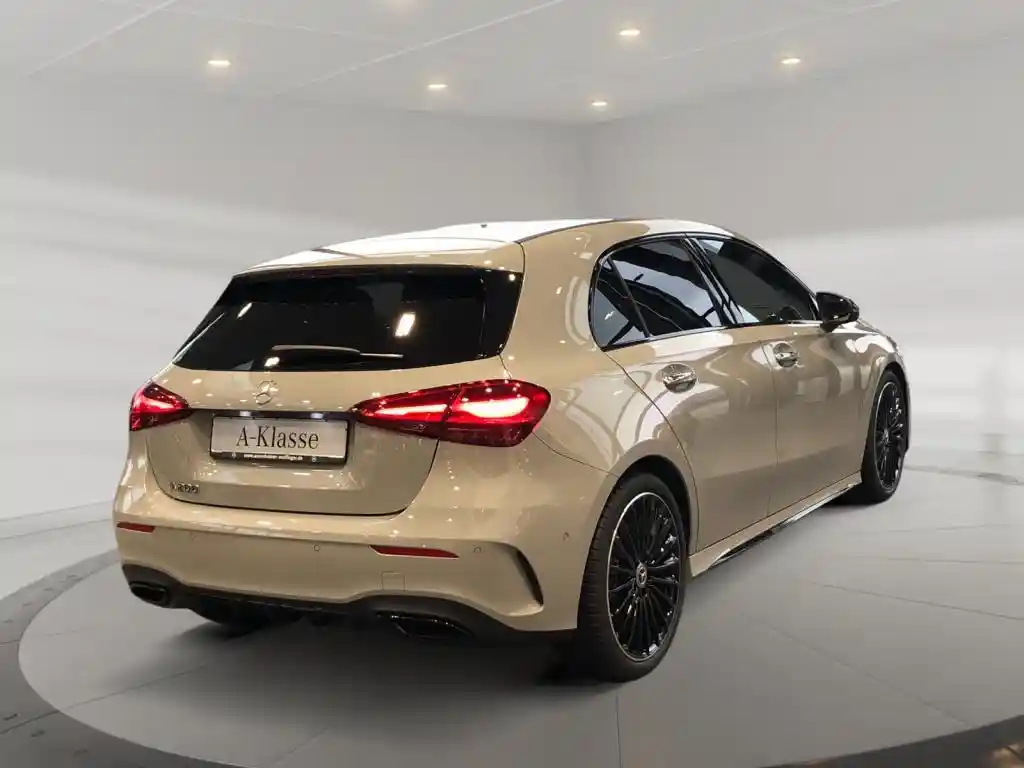 Mercedes-Benz A 200