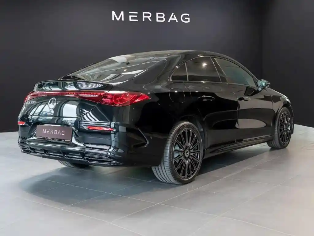 Mercedes-Benz CLA 250