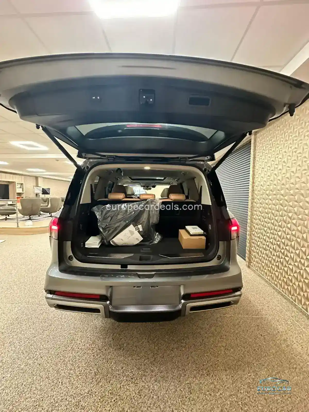 Infiniti QX80