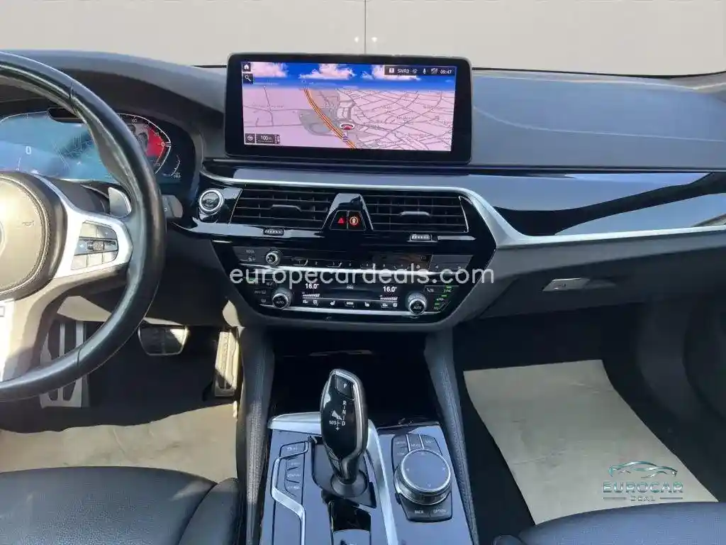 BMW 530