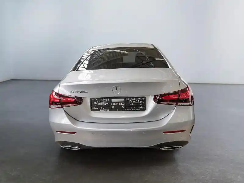 Mercedes-Benz A 250
