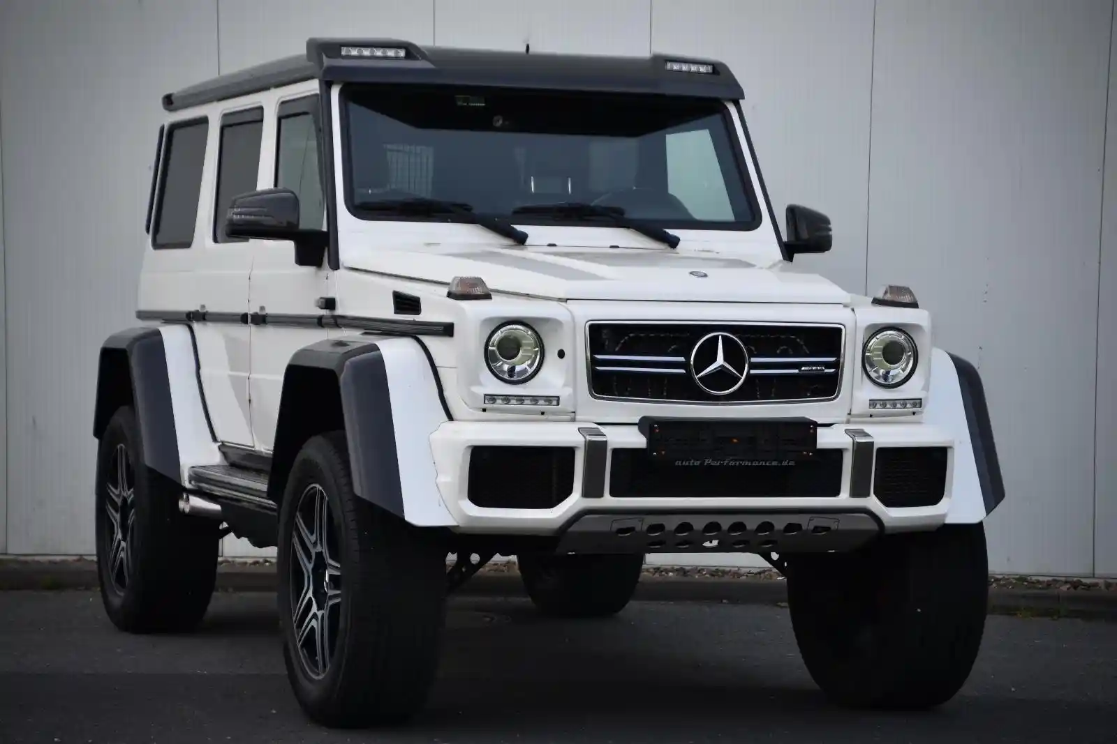 Mercedes-Benz G 500