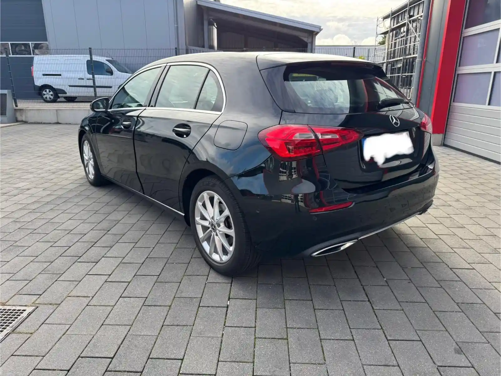 Mercedes-Benz A 180