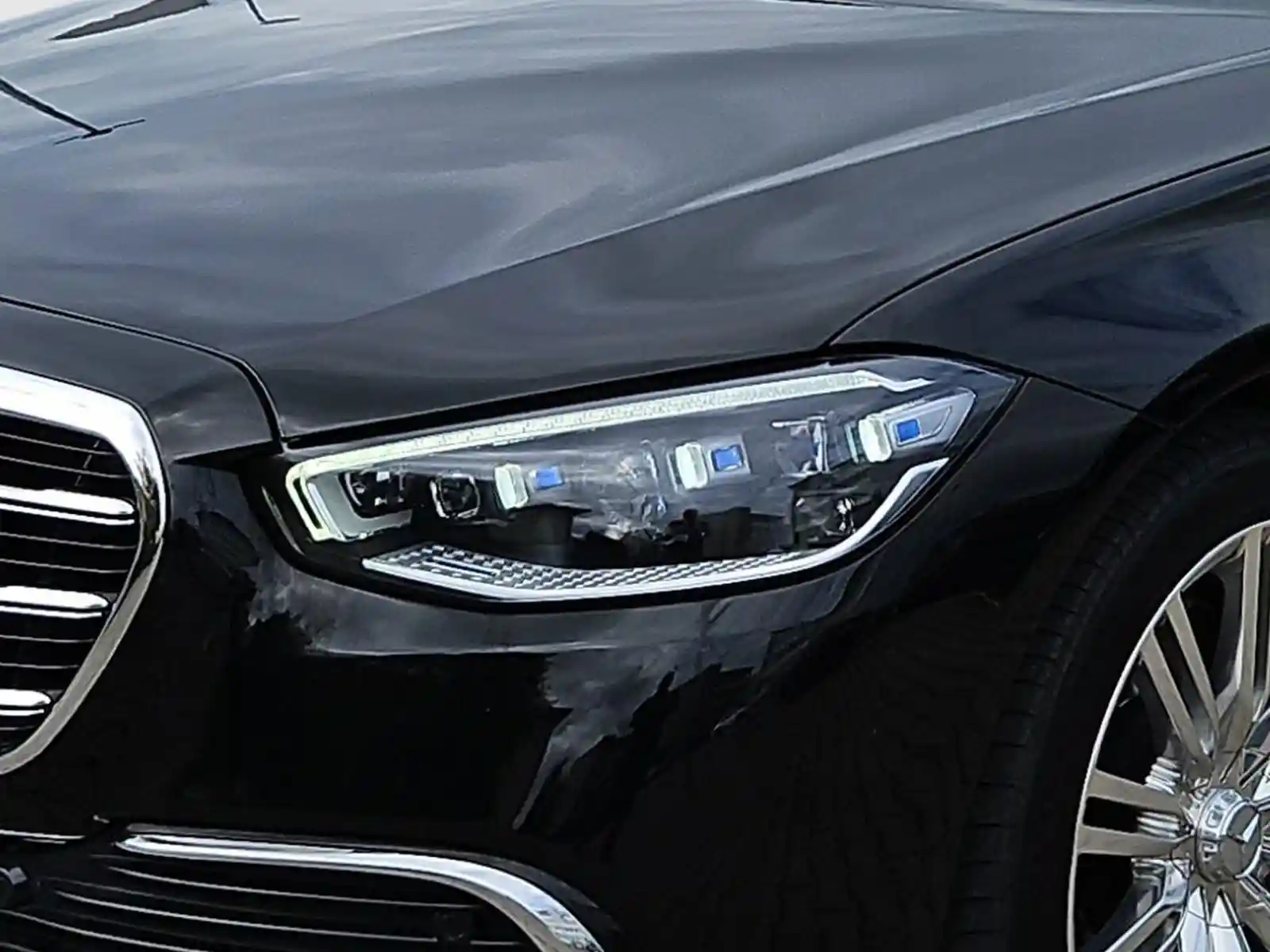 Mercedes-Benz S 400