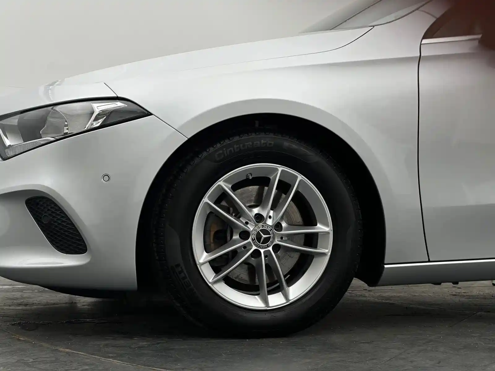 Mercedes-Benz A 200