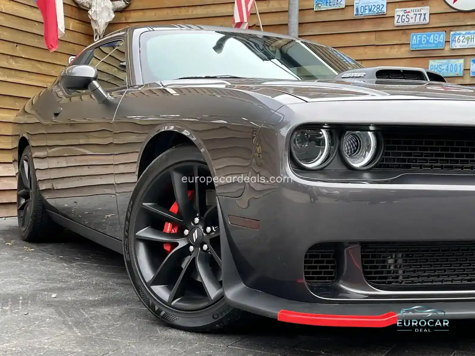 Dodge Challenger