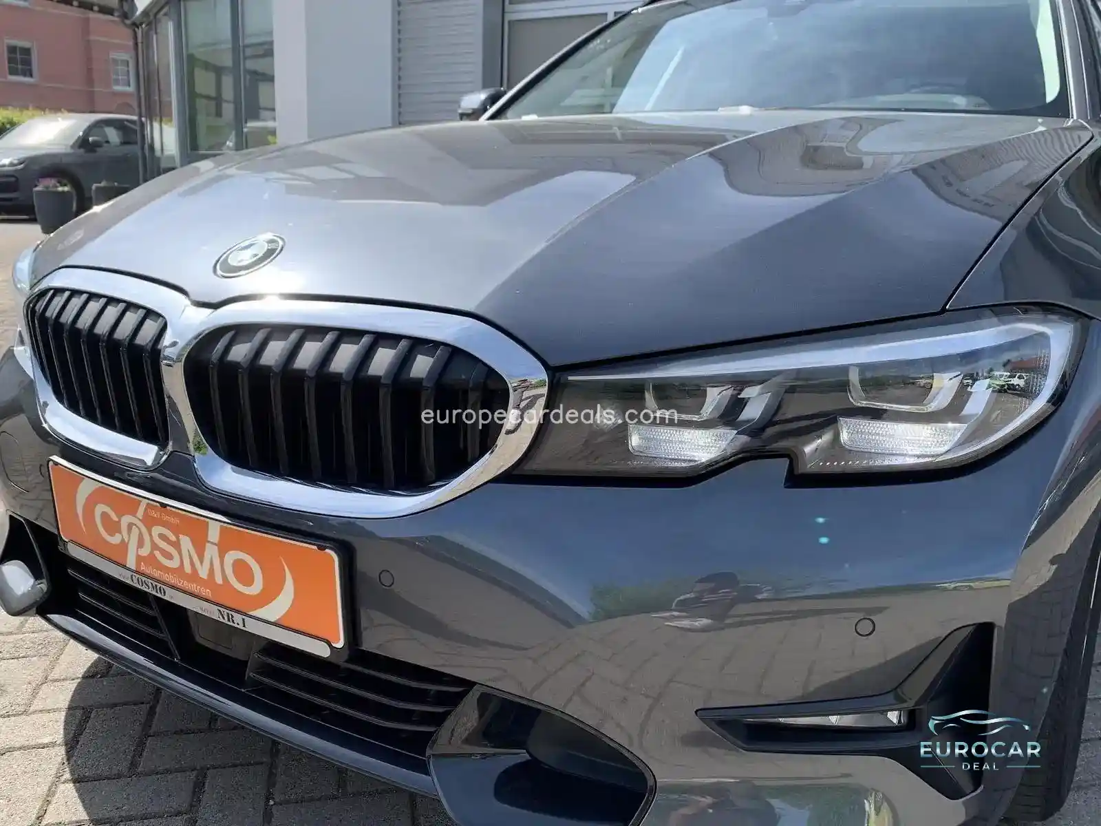BMW 330