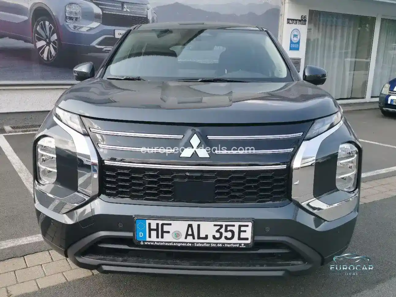 Mitsubishi Plug-in Hybrid Outlander