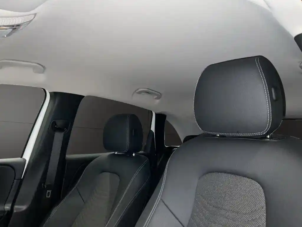 Mercedes-Benz B 220