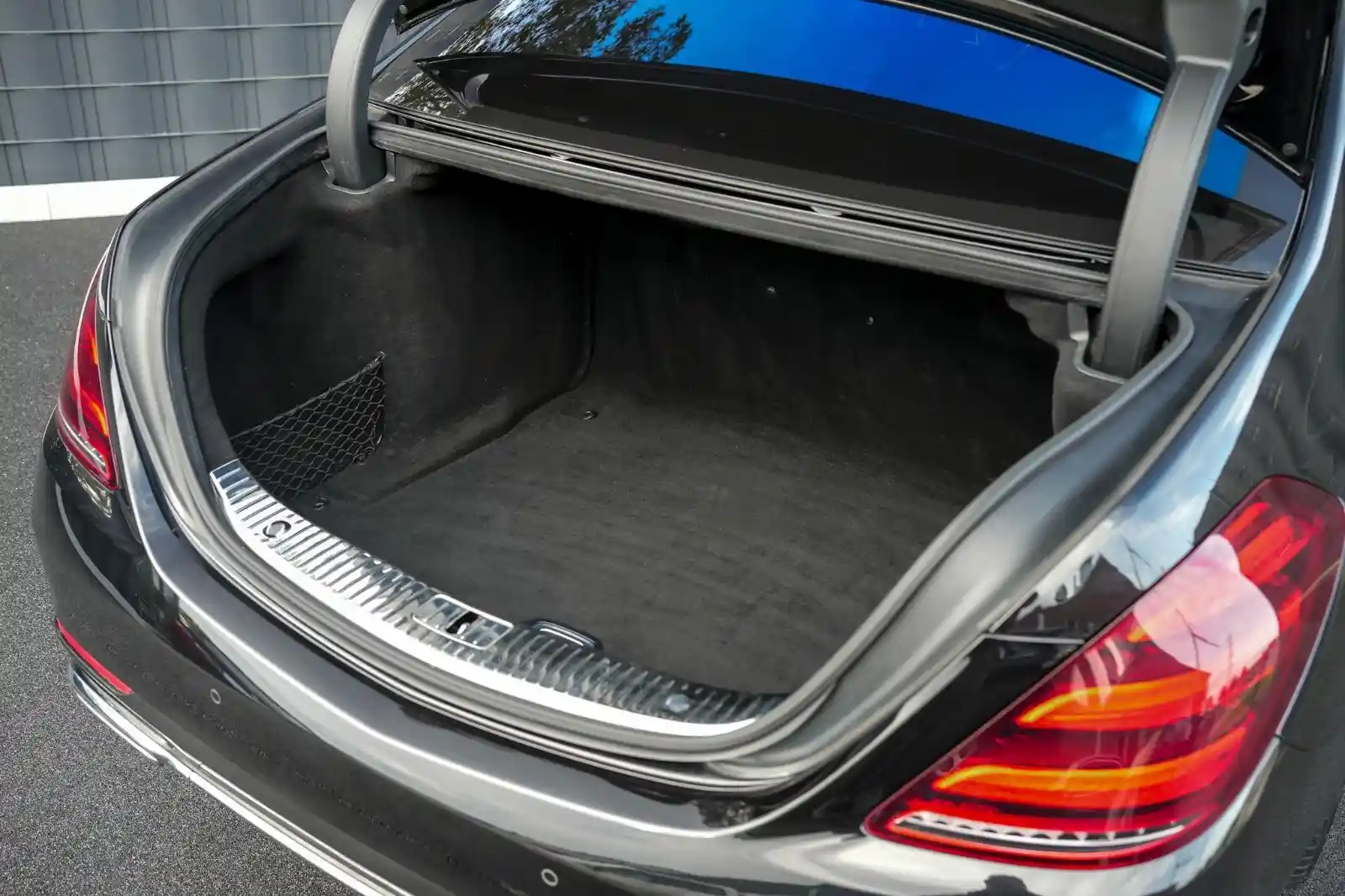 Mercedes-Benz S 560