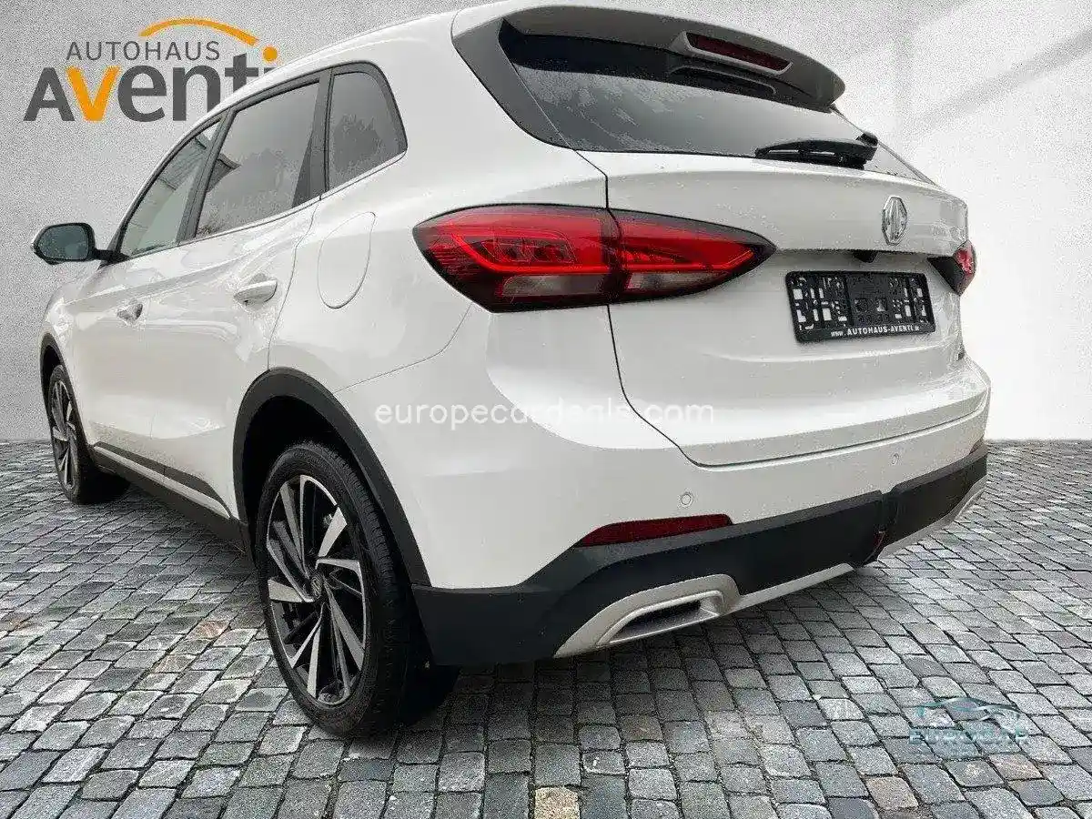 MG ZS