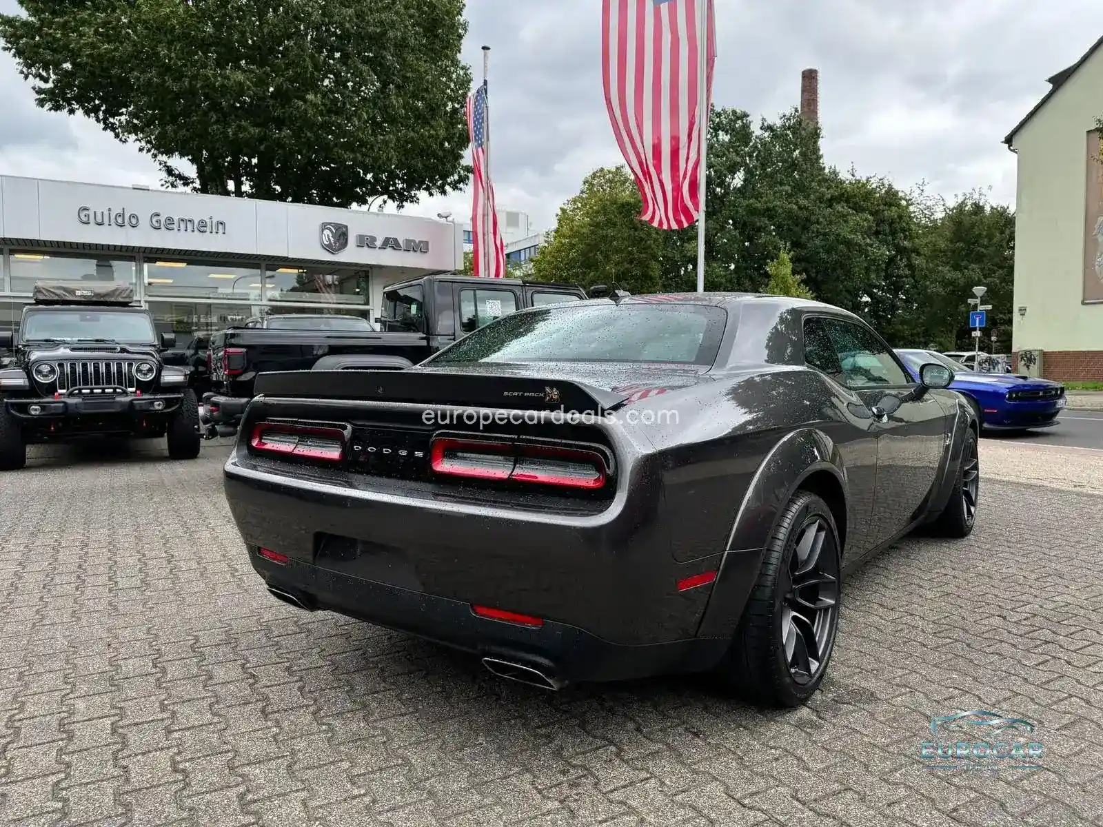 Dodge Challenger