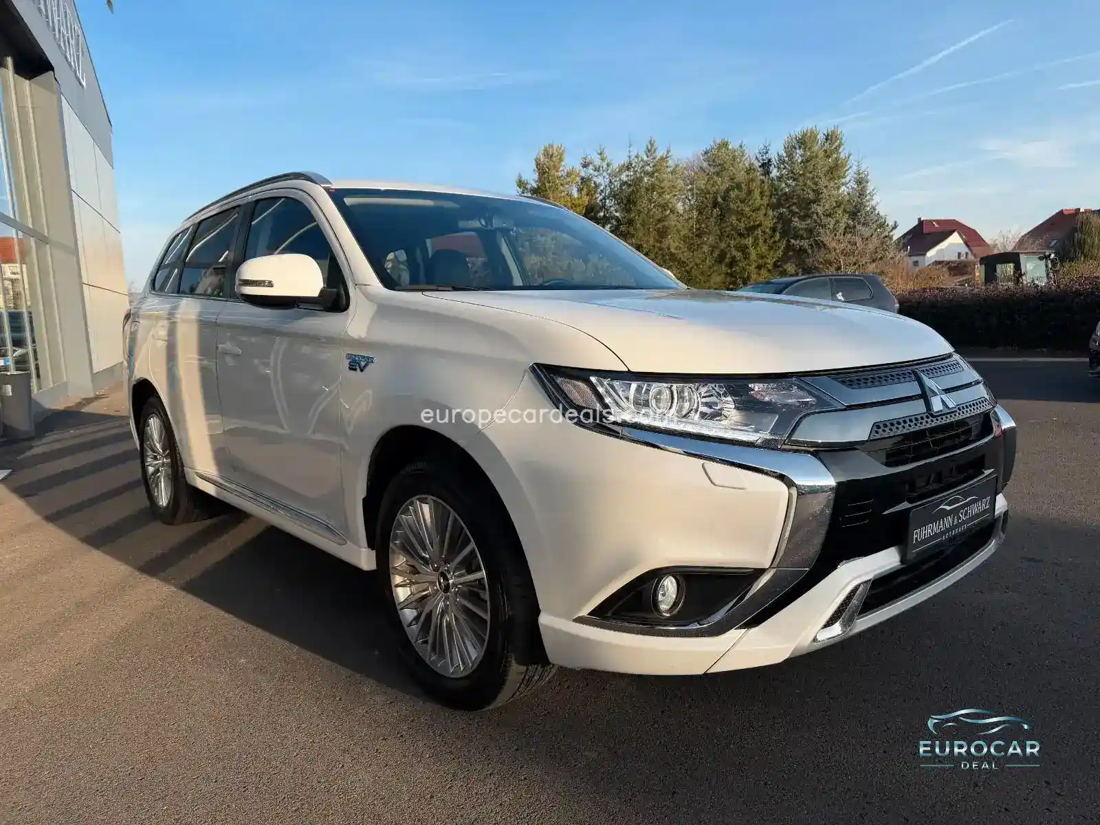 Mitsubishi Plug-in Hybrid Outlander
