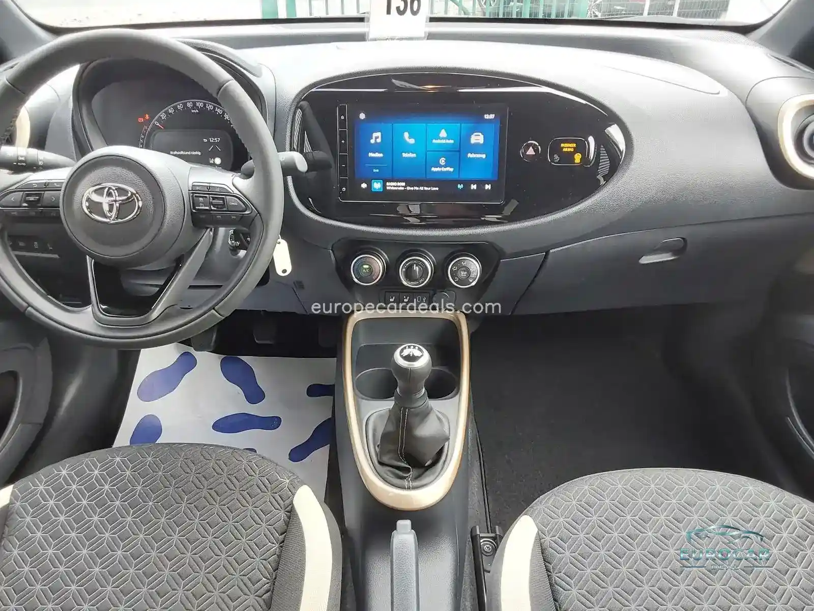 Toyota Aygo (X)