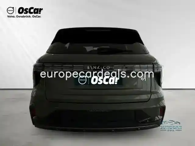 Lynk&Co 01
