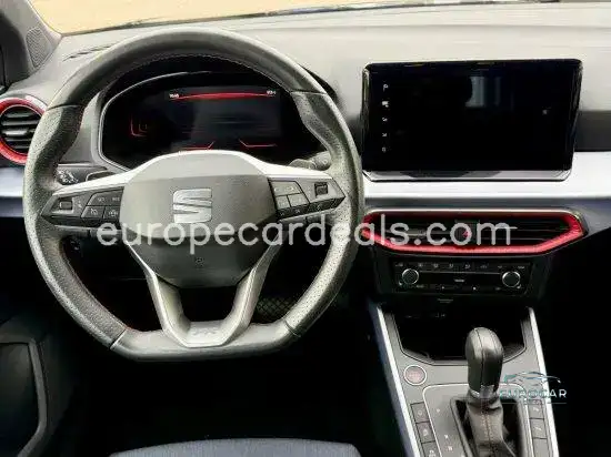 Seat Arona