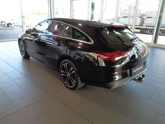Mercedes-Benz CLA 180 Shooting Brake