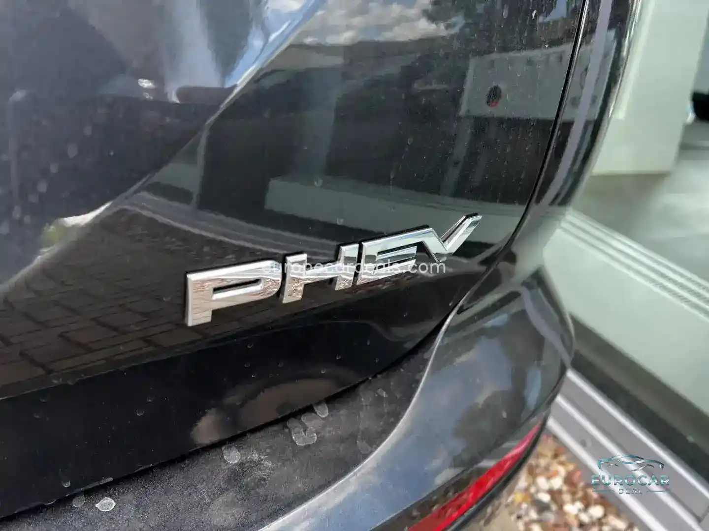 Mitsubishi Plug-in Hybrid Outlander