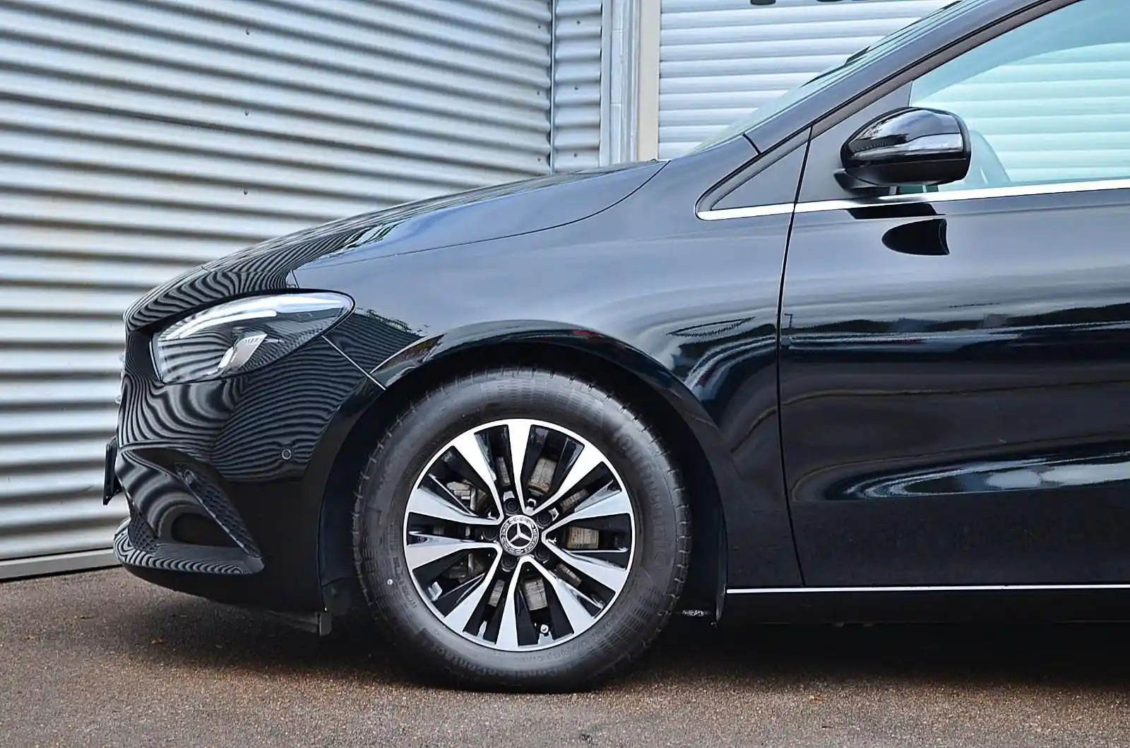 Mercedes-Benz B 200