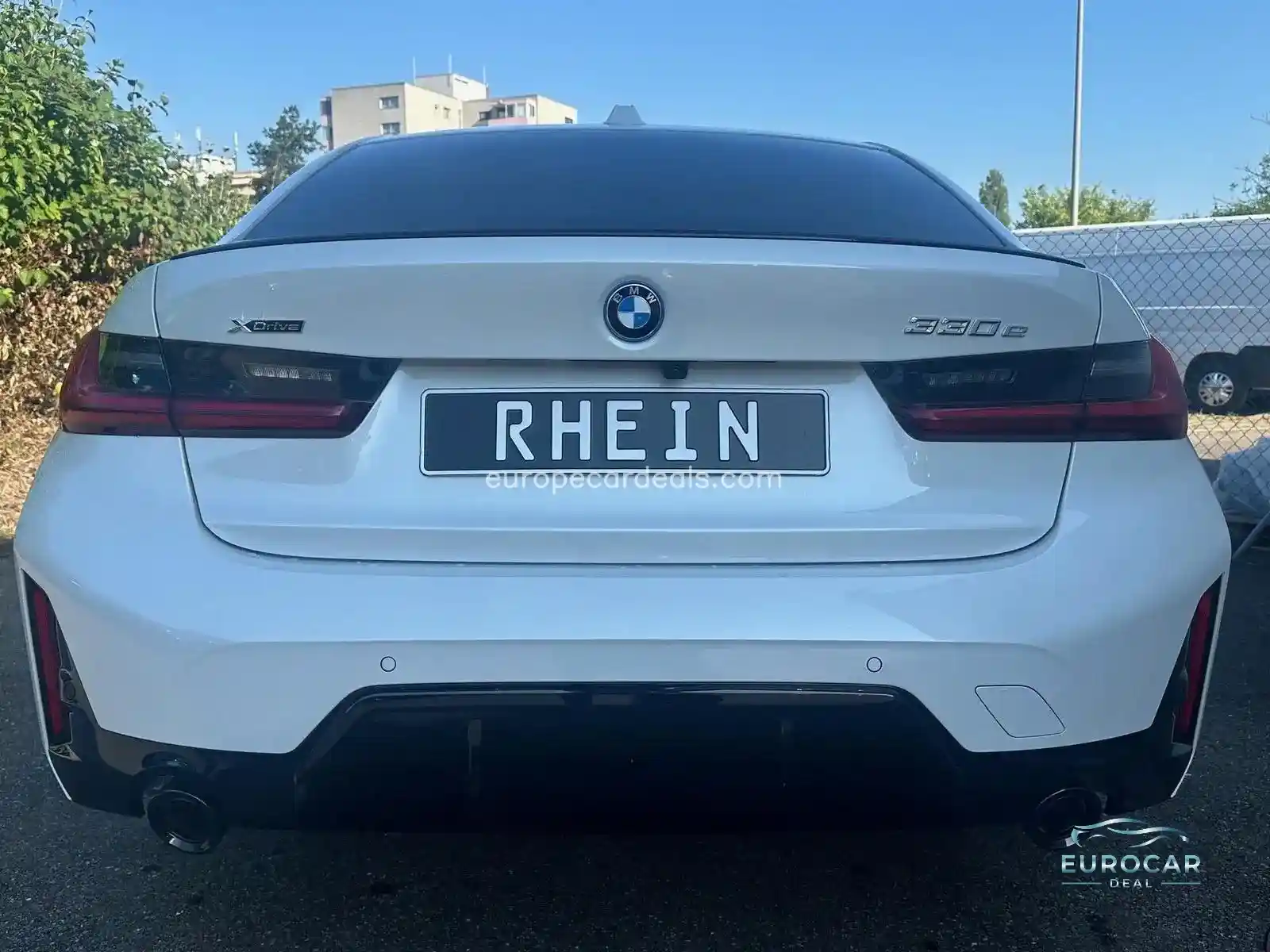 BMW 330
