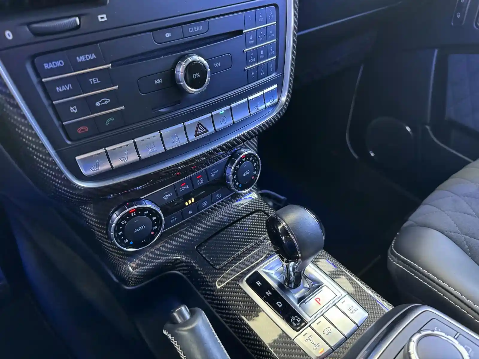 Mercedes-Benz G 500