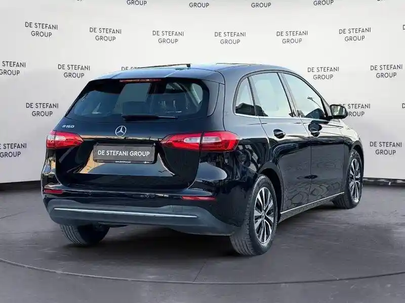 Mercedes-Benz B 160