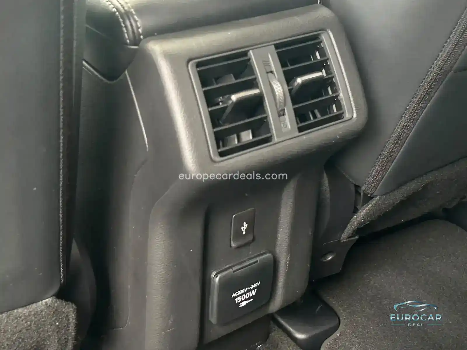 Mitsubishi Plug-in Hybrid Outlander