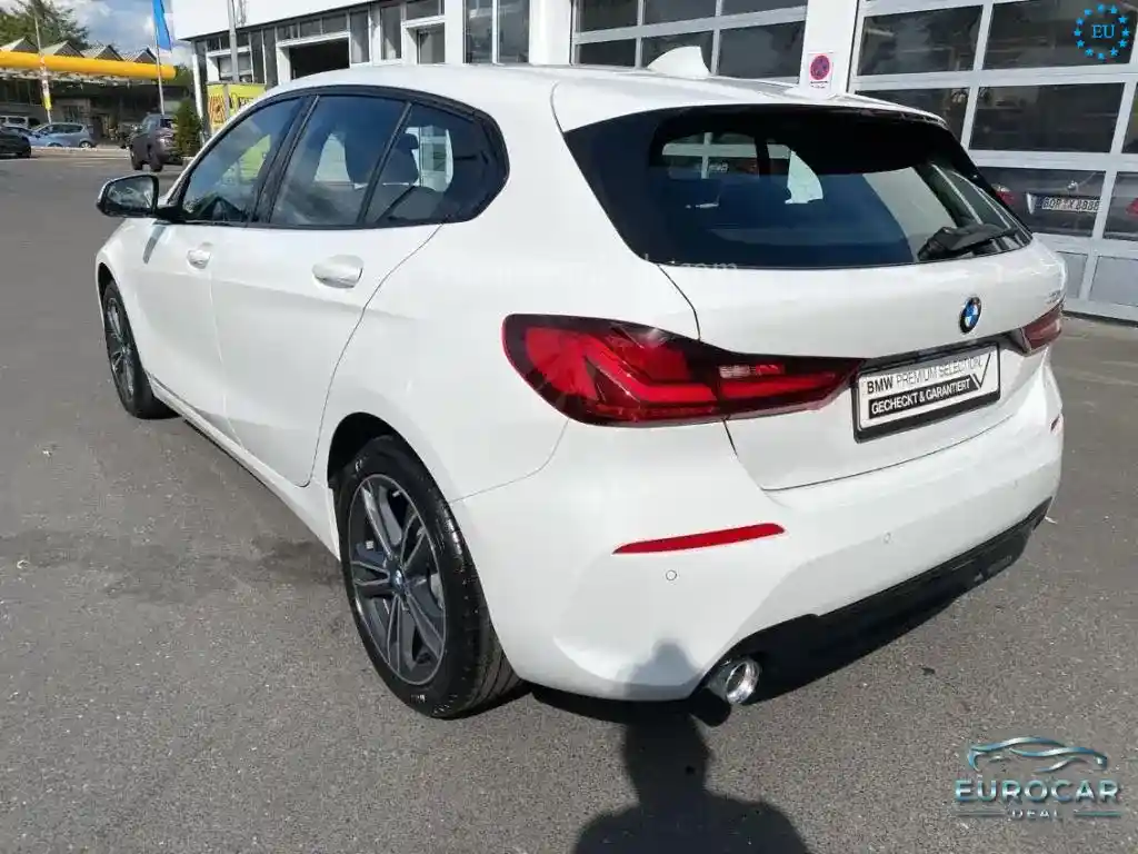 BMW 118