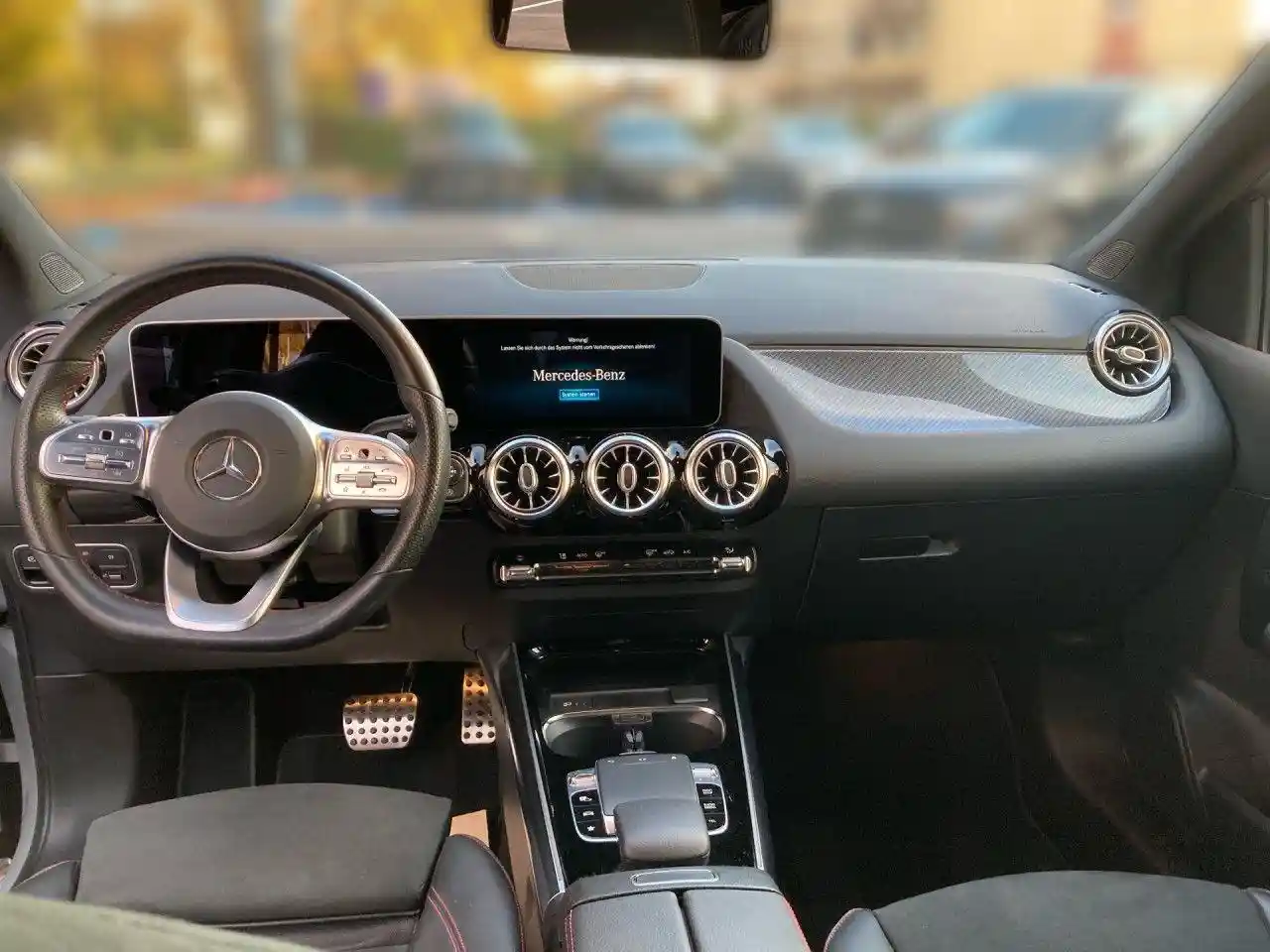 Mercedes-Benz B 200