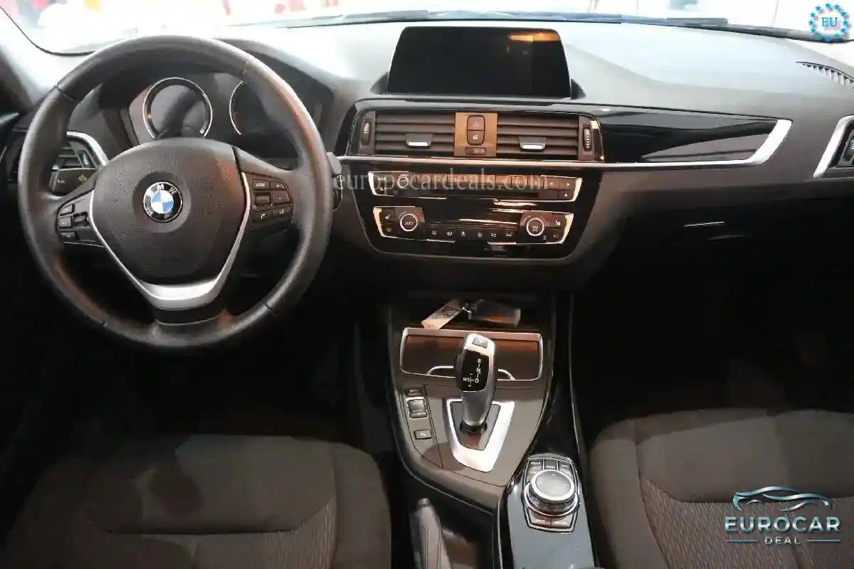 BMW 118