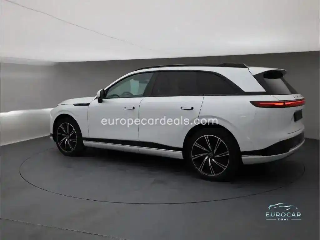 XPENG G9