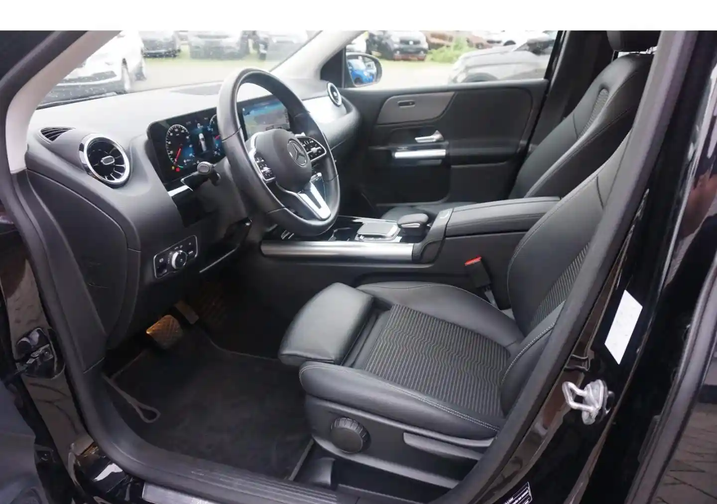 Mercedes-Benz B 200