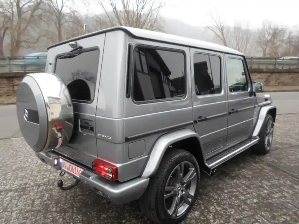Mercedes-Benz G 500