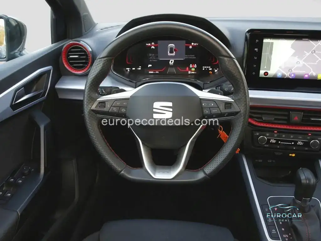 Seat Arona