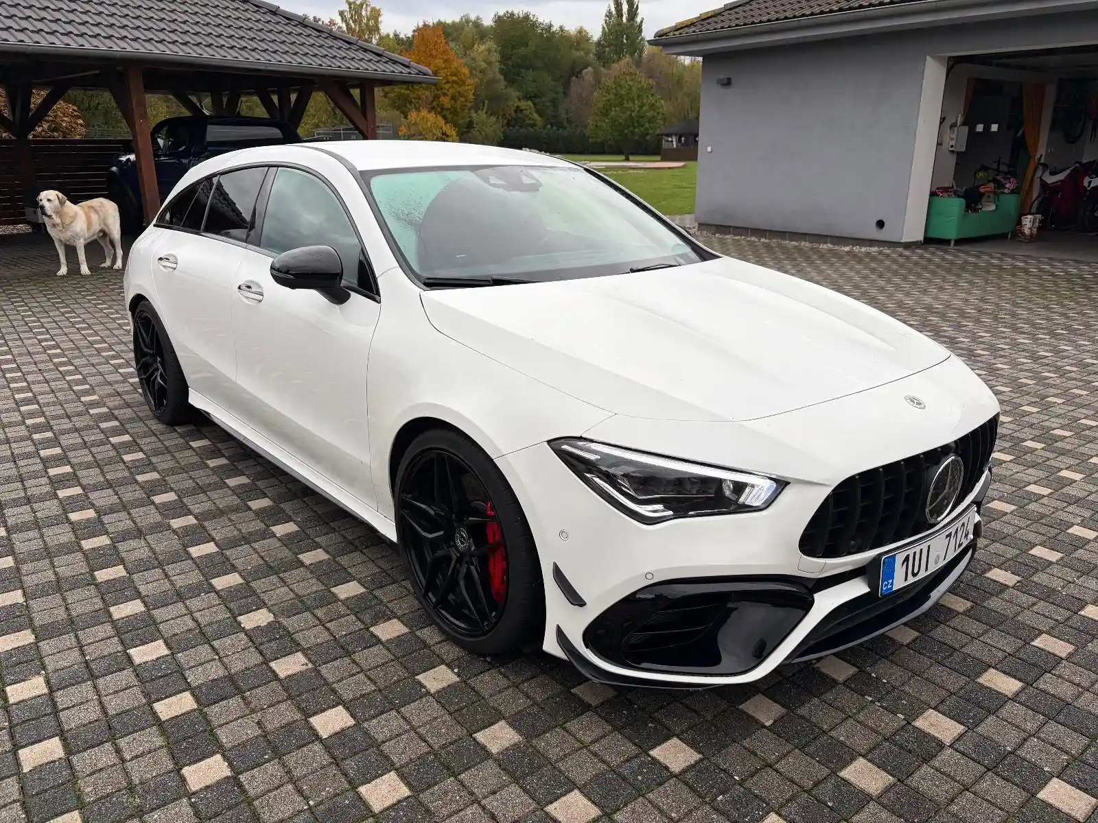 Mercedes-Benz CLA 45 AMG Shooting Brake