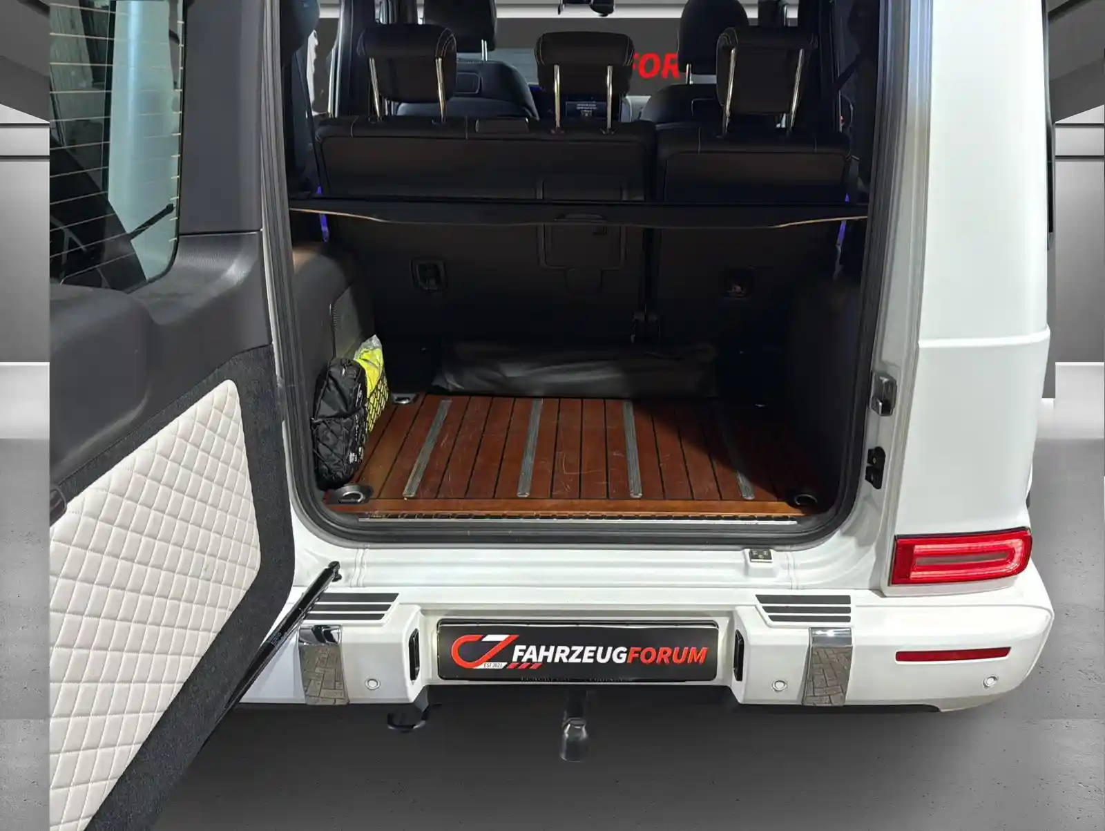 Mercedes-Benz G 500