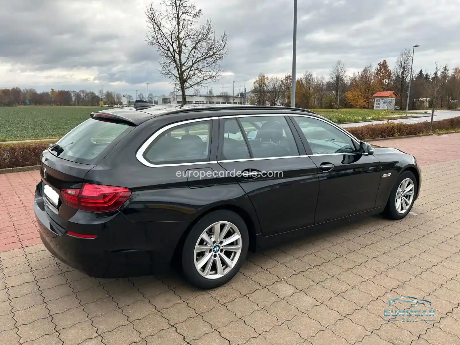 BMW 518