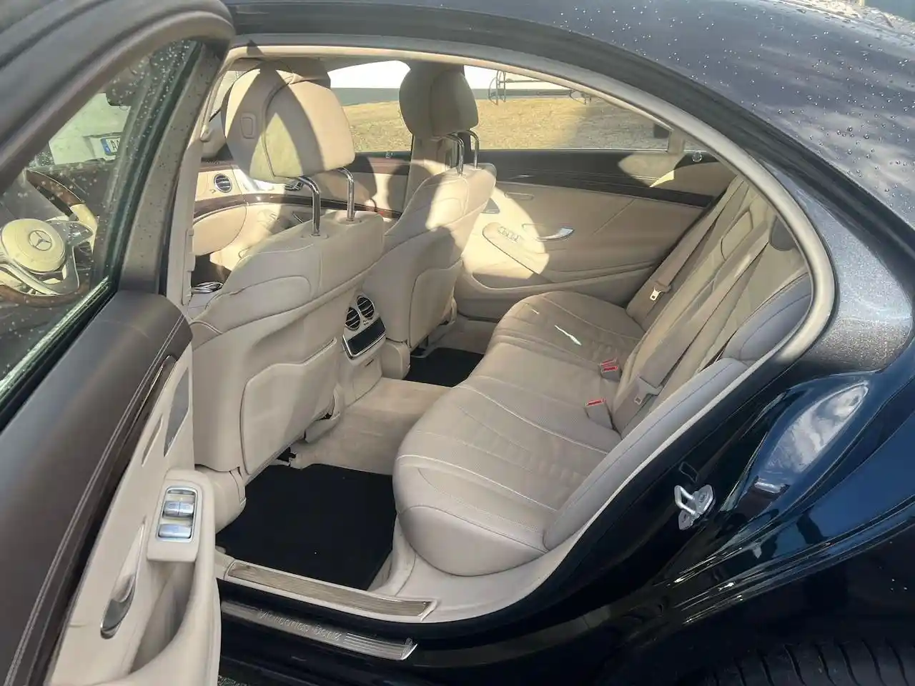 Mercedes-Benz S 560