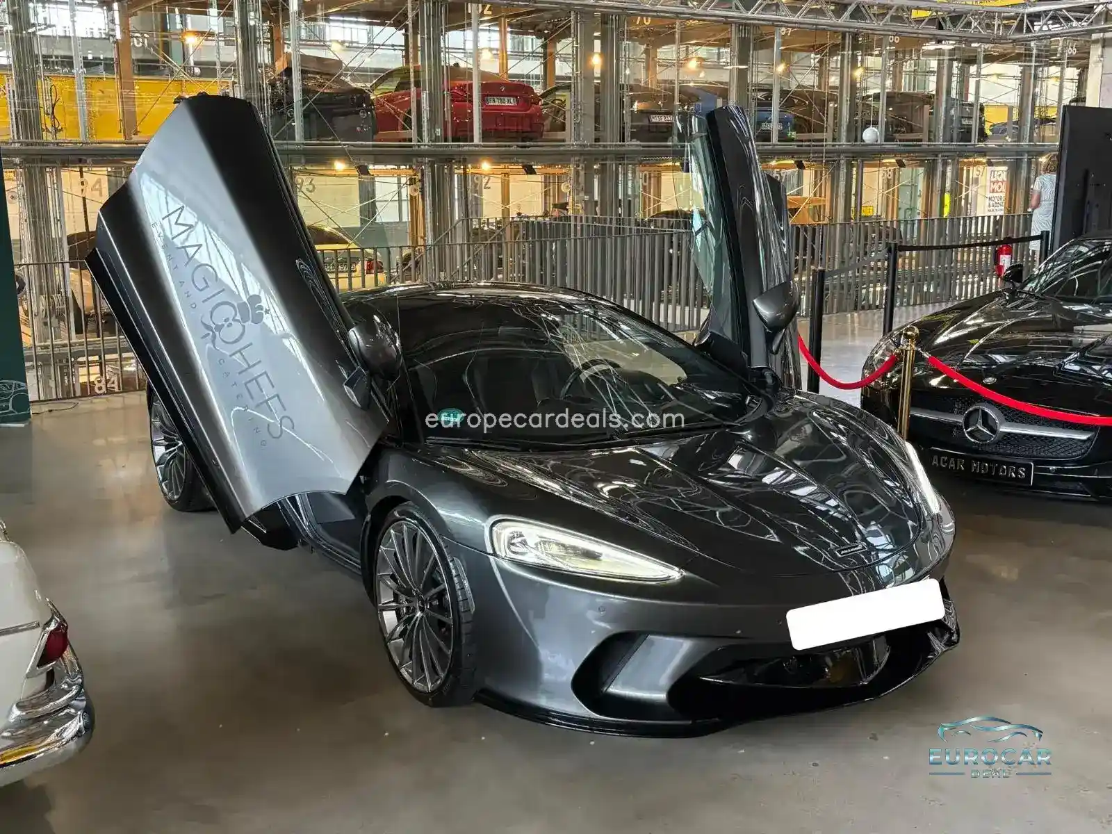 McLaren GT