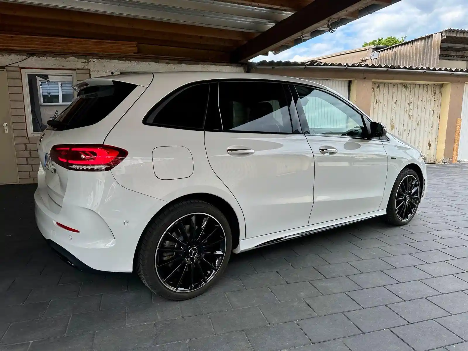 Mercedes-Benz B 250