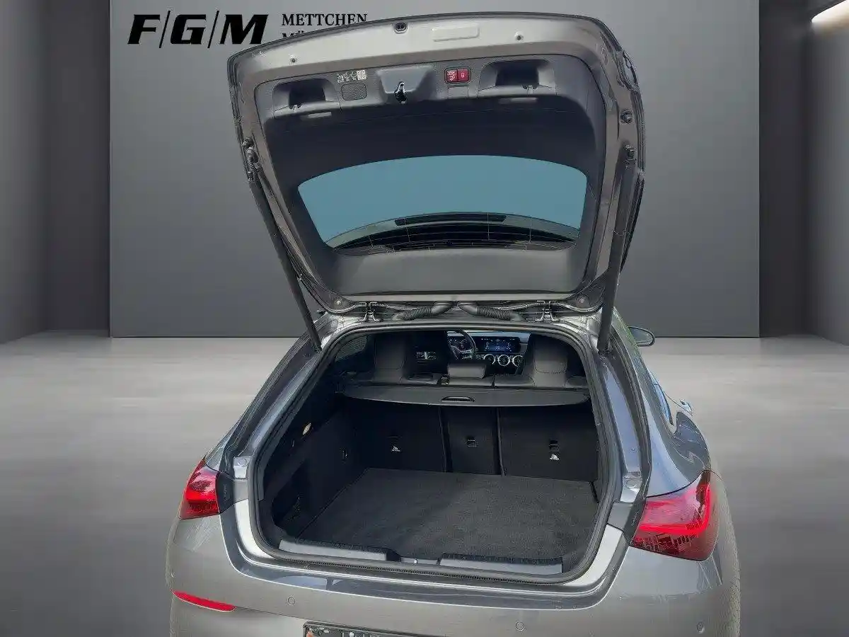 Mercedes-Benz CLA 200 Shooting Brake