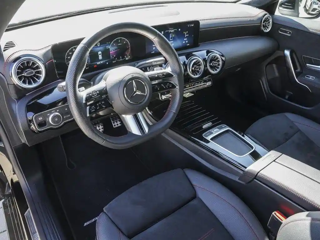 Mercedes-Benz CLA 200 Shooting Brake