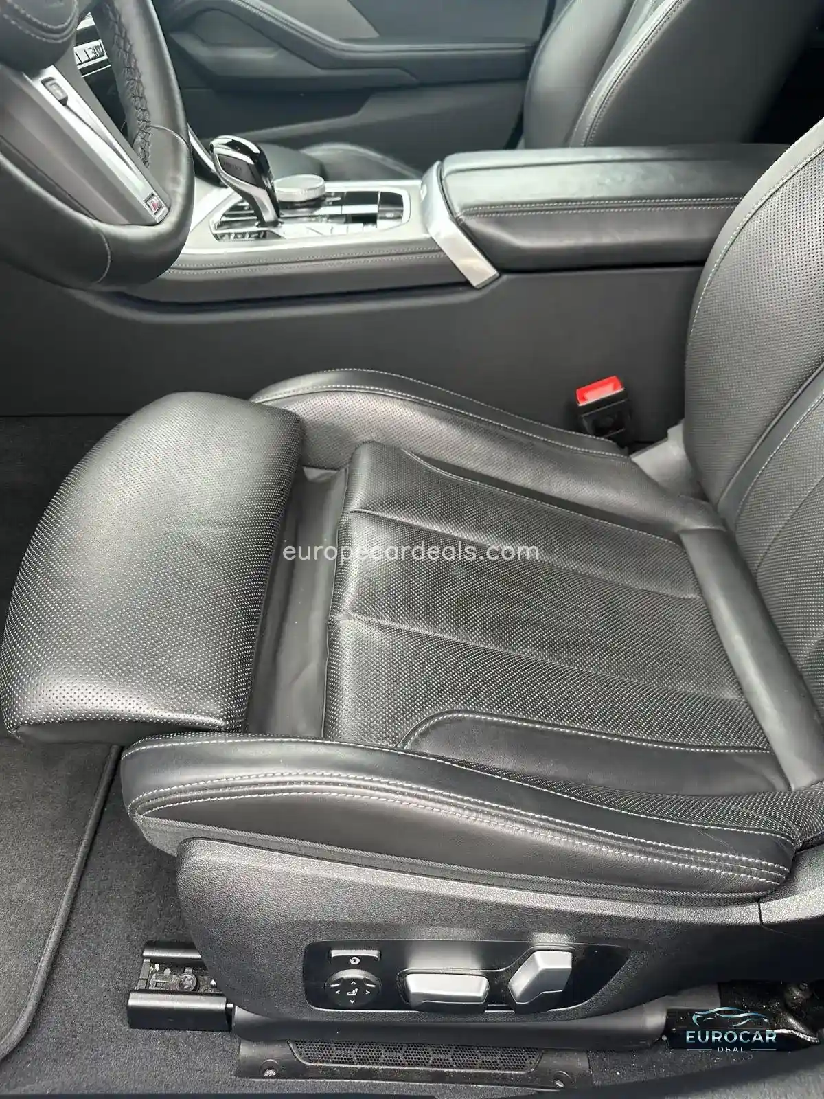 BMW 840