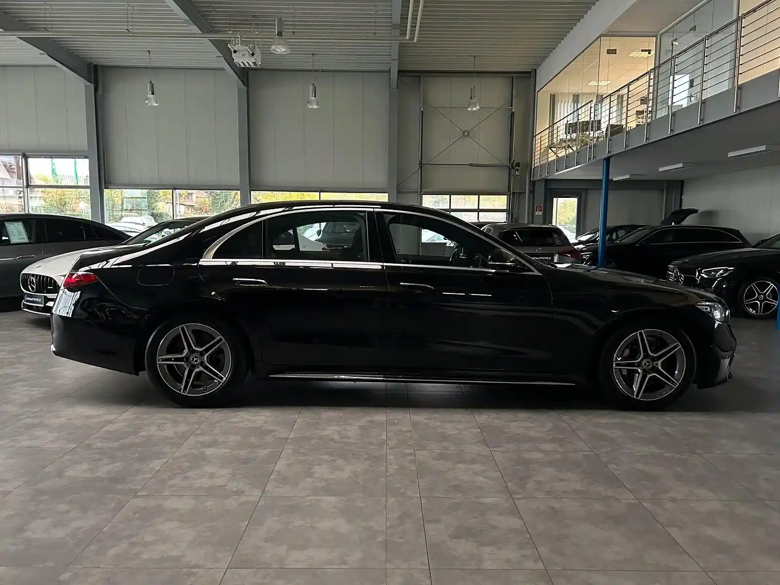 Mercedes-Benz S 500