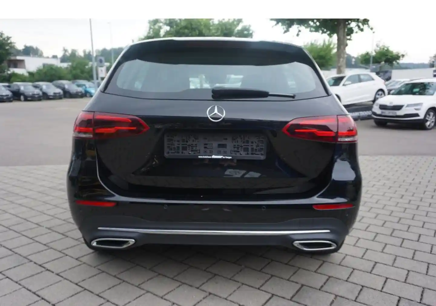 Mercedes-Benz B 200