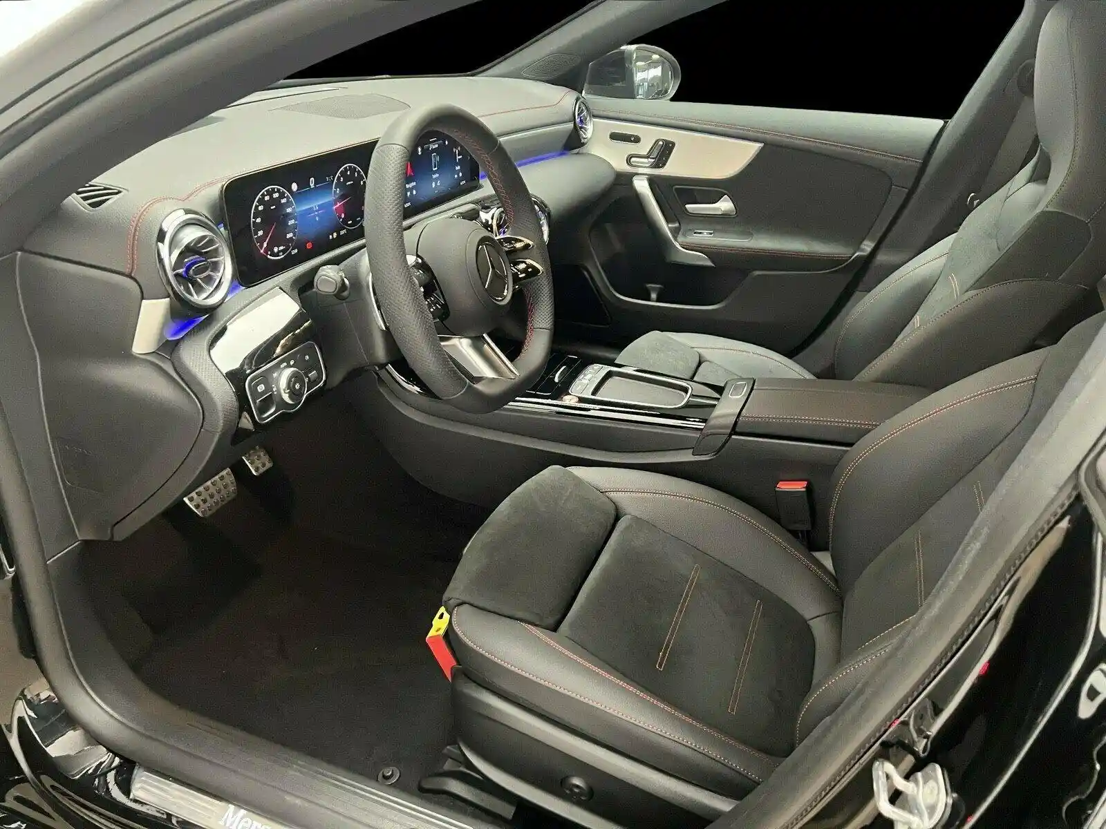 Mercedes-Benz CLA 180 Shooting Brake